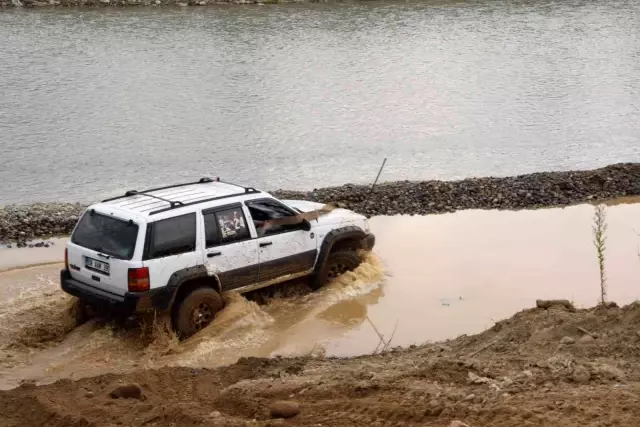 Espiye'de düzenlenen off-road yarışı şehitlere atfedildi