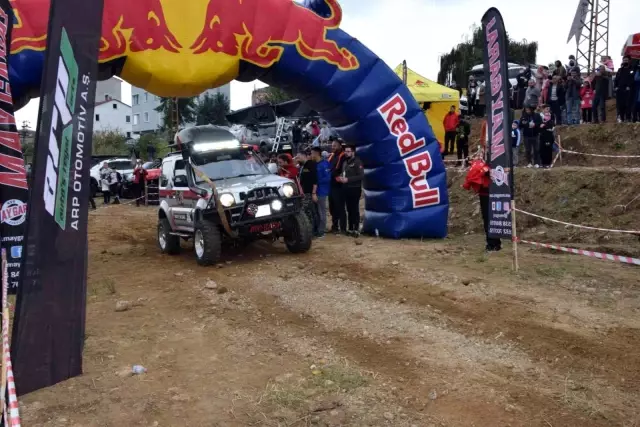 Espiye'de düzenlenen off-road yarışı şehitlere atfedildi