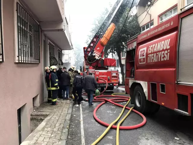 Gaziosmapaşa'da yangın paniği: Dumandan göz gözü görmedi