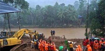Hindistan'da sel felaketi: 5'i çocuk en az 26 kişi hayatını kaybetti