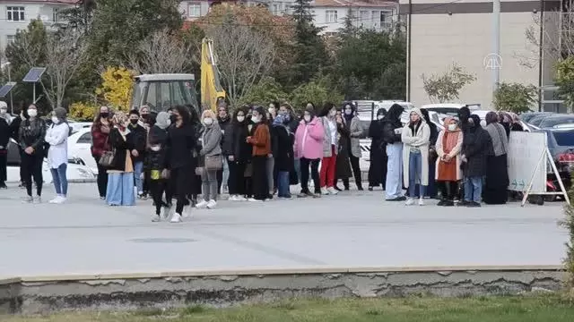 Son dakika haberleri! Kazada ölen öğretmenin cenazesi defnedildi