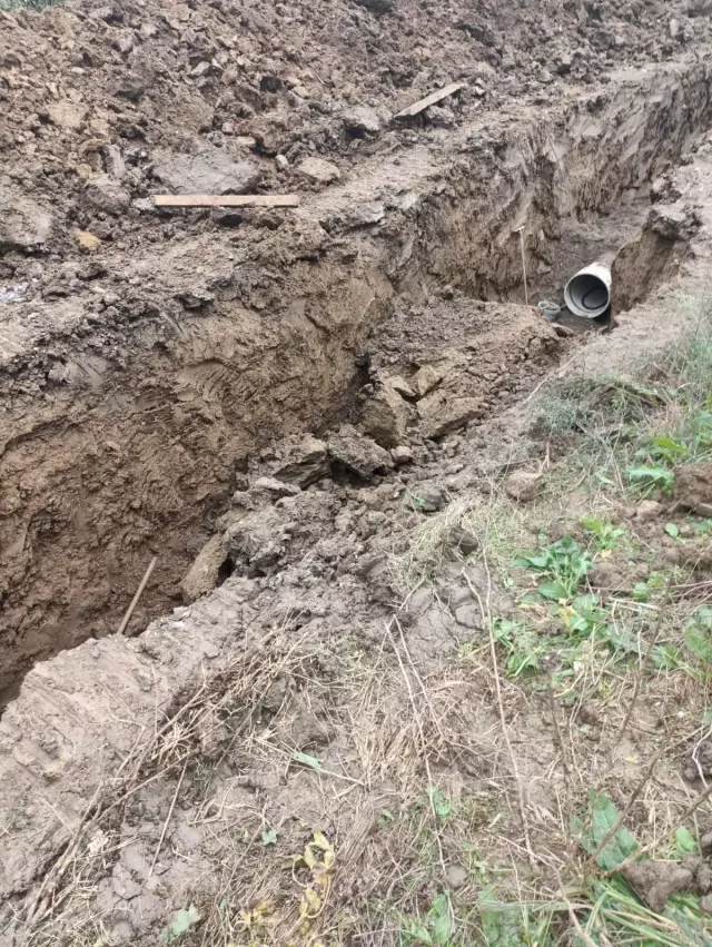 Samsun'da kanal açma çalışmasında toprak altında kalan harita teknikeri öldü