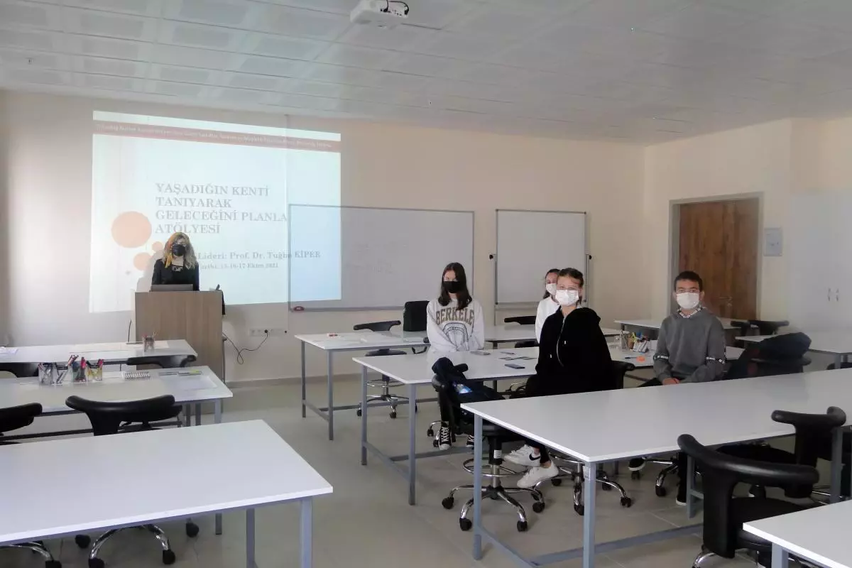 TÜBİTAK 4007 Bilmeyen Kalmasın Projesine Prof. Dr. Tuğba KİPER'den Destek Yeni