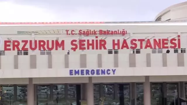 TURKOVAC Faz-3 çalışması kapsamında gönüllüler aşılanıyor
