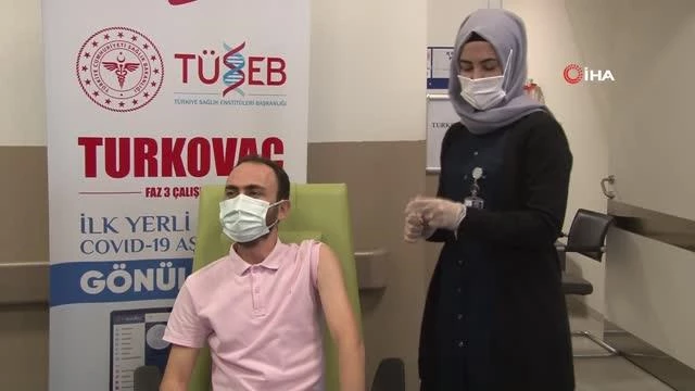 Son dakika haber... TURKOVAC'ın hatırlatma dozu Kayseri Kent Hastanesi'nde uygulandı