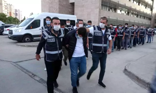Antalya'da suç örgütü operasyonunda 14 kişi yakalandı