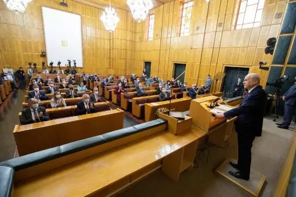 Kılıçdaroğlu: "İktidarımızda muhtarlarımız belediyelerin toplantılarına katılacaklar, kelam ve karar sahibi olacaklar"