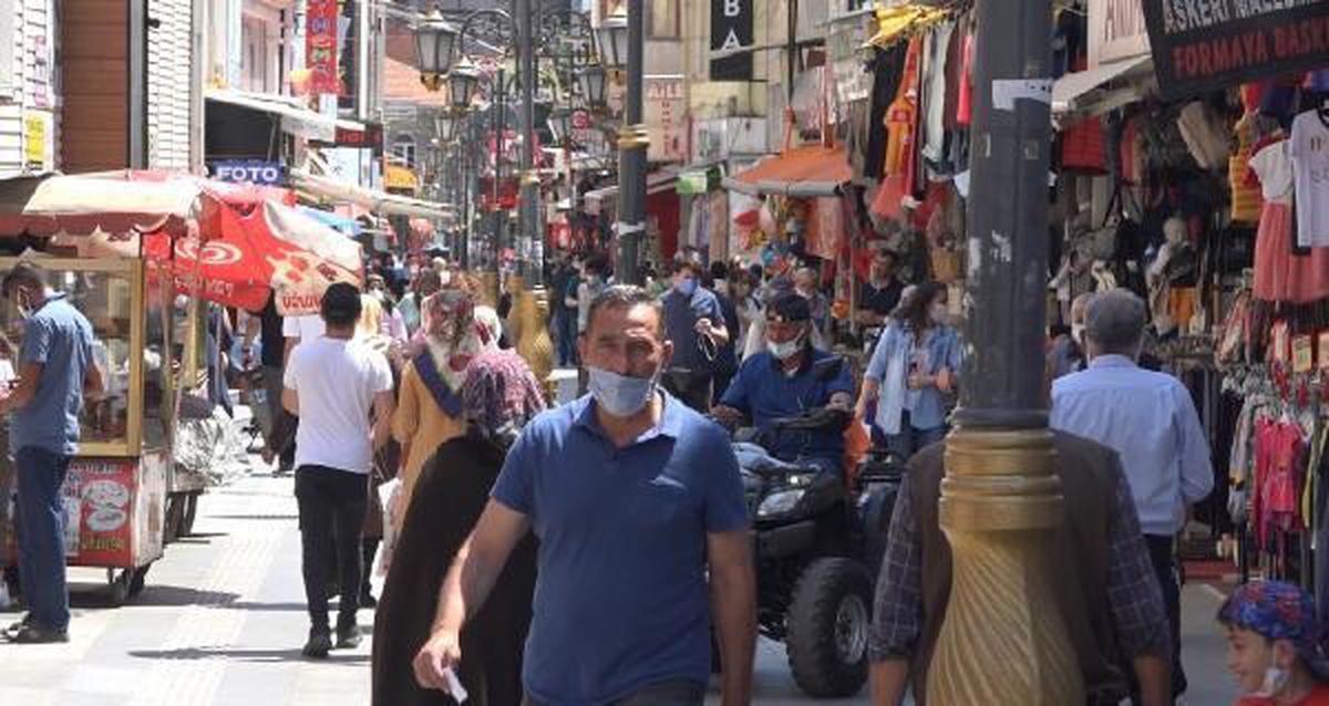 ÇORUM VALİSİ ÇİFTÇİ: TEST YAPTIĞIMIZ HER 100 VATANDAŞIMIZDAN, 20'Sİ POZİTİF