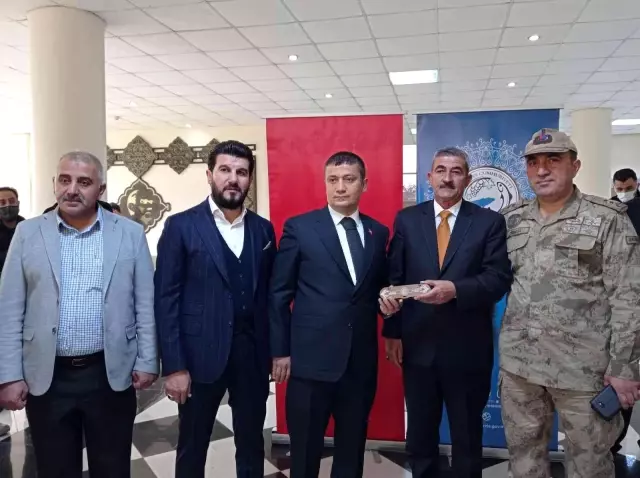 Erciş'te 'Muhtarlar Günü' törenle kutlandı