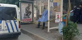 Cumhuriyet Mahallesi: 66 yaşındaki yaşlı adam, durakta otobüs beklerken hayatını kaybetti Cumhuriyet Mahallesi: 66 yaşındaki yaşlı adam, durakta otobüs beklerken hayatını kaybetti
