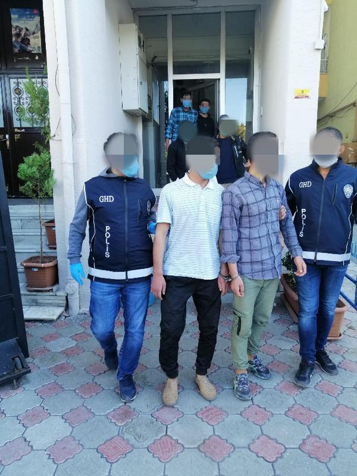 Malatya'da 11 kaçak göçmen yakalandı