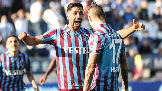 Trabzonspor'un yıldızı Anastasios Bakasetas'a reddedilemeyecek teklif geldi