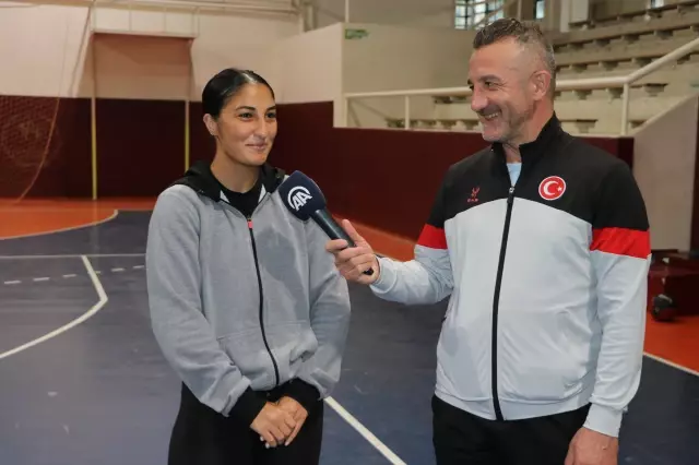 Tuğçenaz Sürmeneli'nin hayali ikizi Busenaz ile olimpiyat madalyası