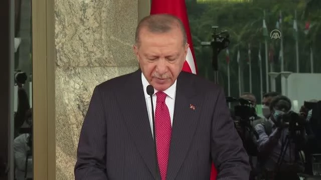 Erdoğan: "Nijerya ile askeri savunma ve güvenlik bahislerinde işbirliğimizi güçlendiriyoruz"