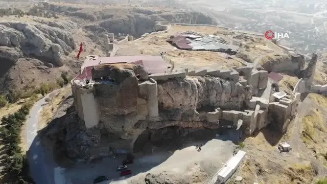 Harput Kalesinde zindan, kürsübaşı ve kutsal alan ziyarete açıldı