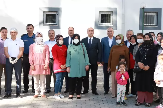 Osmaniye'de kadınlara zeytin ve turşu yapımı konusunda eğitim verildi