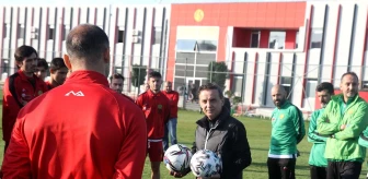 Suat Kaya, Eskişehirspor ile ilk antrenmanına çıktı