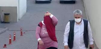 Kocasinan: Çelik kapıyı kırarak 160 bin TL değerinde ziynet eşyası çalan kadın tutuklandı Kocasinan: Çelik kapıyı kırarak 160 bin TL değerinde ziynet eşyası çalan kadın tutuklandı
