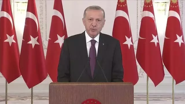 Cumhurbaşkanı Erdoğan: "Su kaynaklarımızı tükenme hududuna ulaşmadan korumak, verimli kullanmak ve yanlışsız yönetmek artık tercih olmaktan çıkıp...