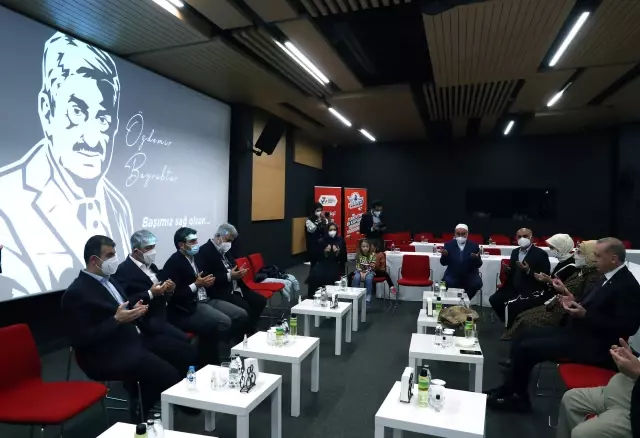 Cumhurbaşkanı Erdoğan, taziye için gittiği Baykar'da çalışanlara hitap etti Açıklaması