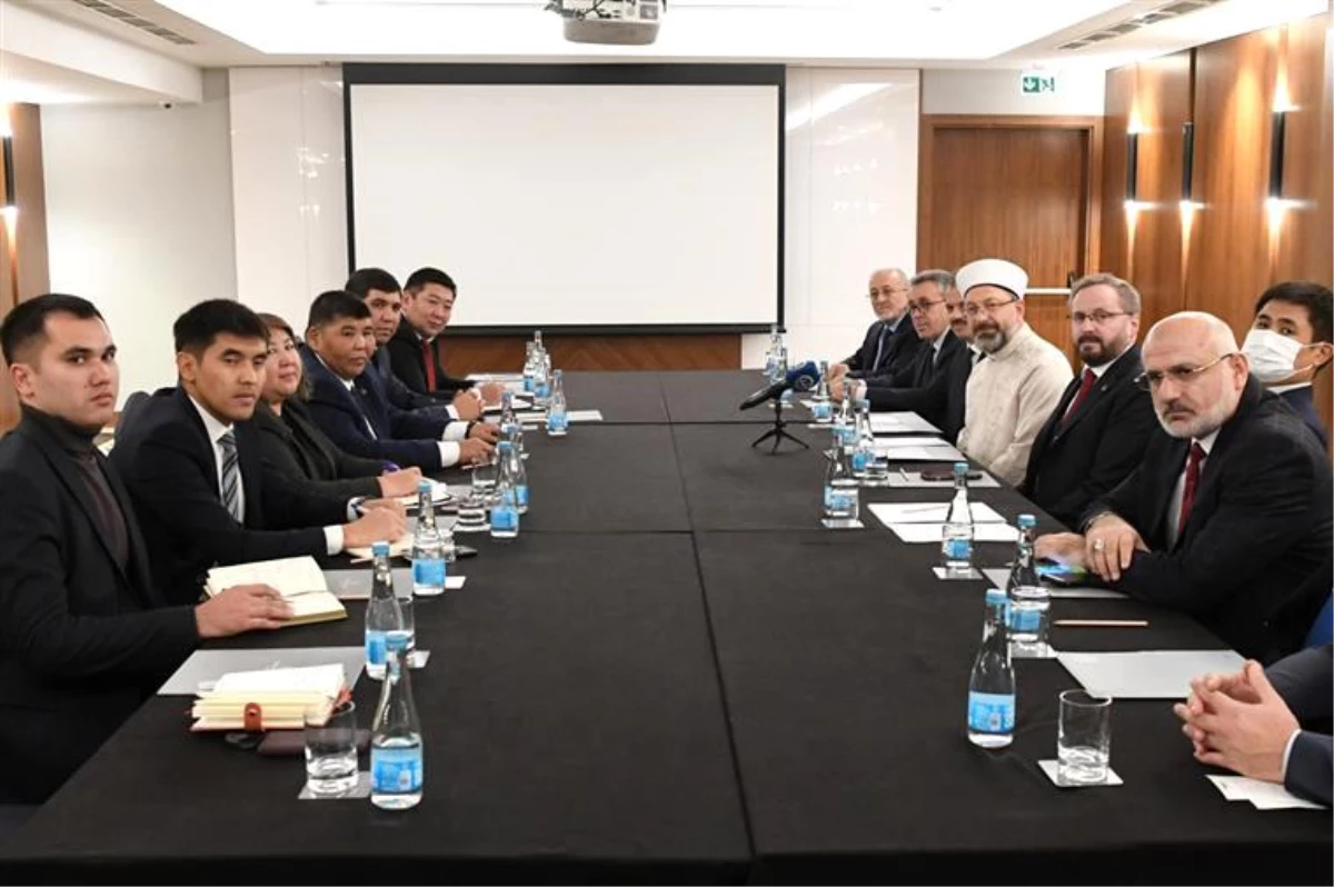 Diyanet İşleri Lideri Erbaş, Kırgızistan Din İşleri Devlet Kurulu Lideri ile görüştü