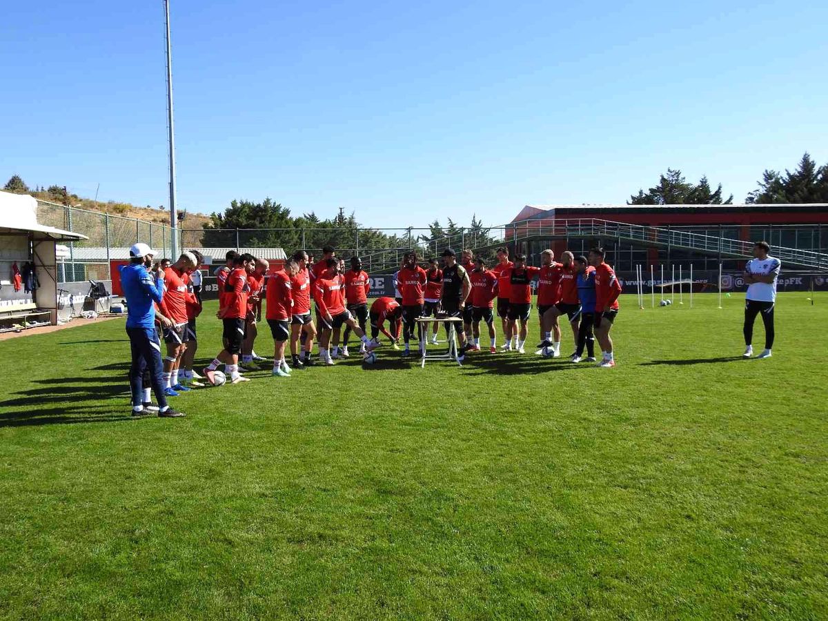Erol Bulut: 'Ligde şuana kadarki performansımız bizim için yeterli değil'