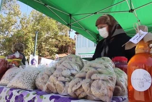 Duyan kulaklarına inanamadı! Altın kaplamalı tatlının dilimi 5 bin liradan satıldı