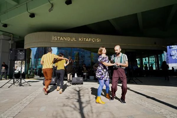İmamoğlu'ndan yenilenen Mecidiyeköy Meydanı'nda inceleme