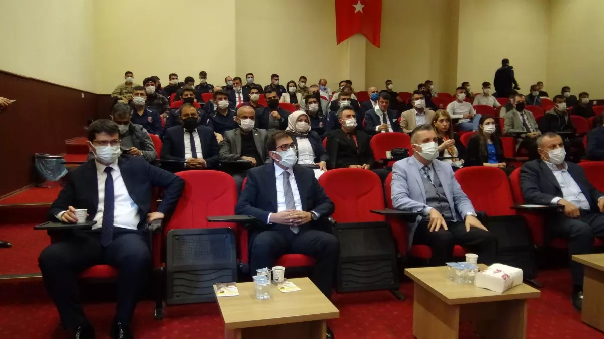 Midyat'ta Uyuşturucu ve Bağımlılıkla Mücadele semineri