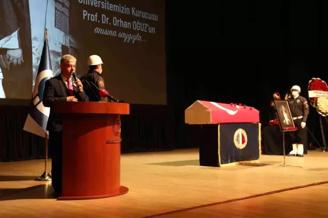 Prof. Dr. Orhan Oğuz kurucusu olduğu Anadolu Üniversitesi'nde son yolculuğuna uğurlandı