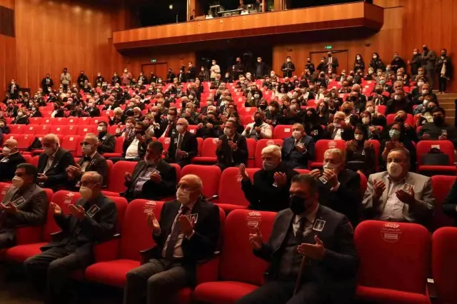 Prof. Dr. Orhan Oğuz kurucusu olduğu Anadolu Üniversitesi'nde son yolculuğuna uğurlandı