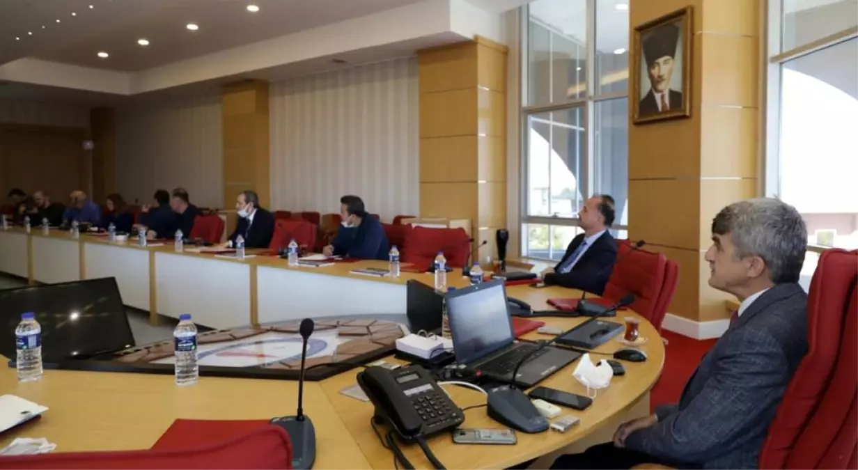 Rektörümüz Medya Temsilcileriyle Bir Araya Geldi