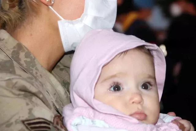 Şehit yakınından duygulandıran sözler: Birimiz değil, binimiz bu millete feda olsun