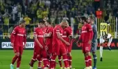Fenerbahçe, UEFA Avrupa Ligi D Grubu 3. hafta maçında Belçika ekibi Royal Antwerp ile 2-2 berabere kaldı.
