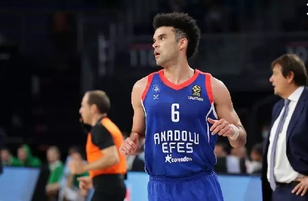 UNICS Kazan: 71 - 68