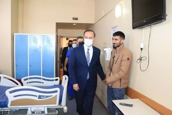 ZIRHLI ARACIN ALTINDA KALAN 5 YAŞINDAKİ NURE, HAYATİ TEHLİKEYİ ATLATTI