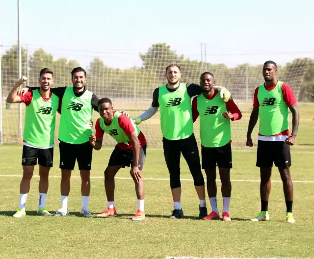Antalyaspor'da Nuri Şahin, ikinci maçında galibiyet hedefliyor