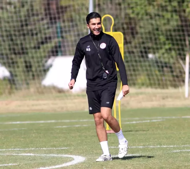 Antalyaspor'da Nuri Şahin, ikinci maçında galibiyet hedefliyor