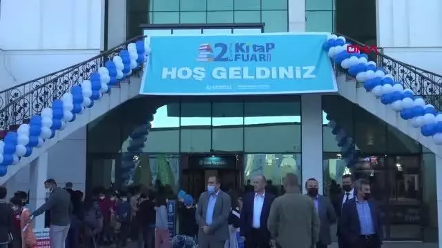 ÇAYIROVA 2. KİTAP FUARI AÇILDI