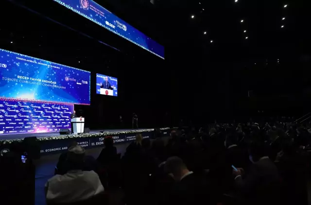 Cumhurbaşkanı Erdoğan, Türkiye-Afrika 3. Ekonomi ve İş Forumu'nda katıldı: (2)