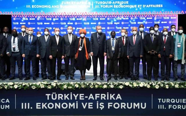 Son dakika haber... Cumhurbaşkanı Erdoğan, Türkiye Afrika İktisat ve İş Forumu'na katıldı