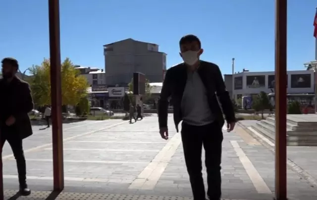 Depremde ailesini kaybetti, yaşam mücadelesinden hiç vazgeçmedi