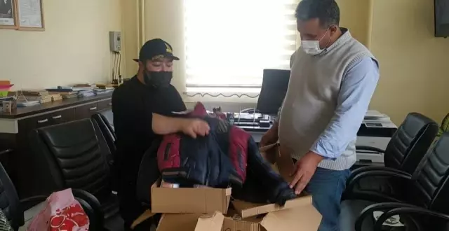 Engelli genç, hayırseverler ile ihtiyaç sahipleri arasında köprü oluyor