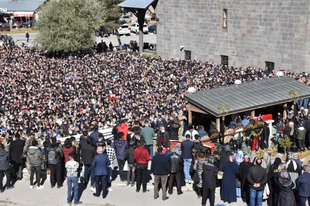 Eren-7 Operasyonu'nda şehit olan Uzman Çavuş Tortumlu son yolculuğuna uğurlandı