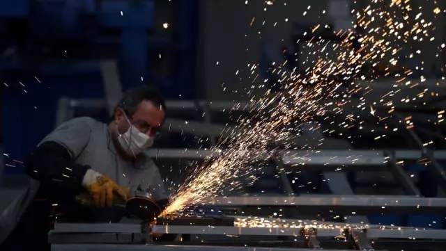 Faiz indirimi büyüme getirecek mi?