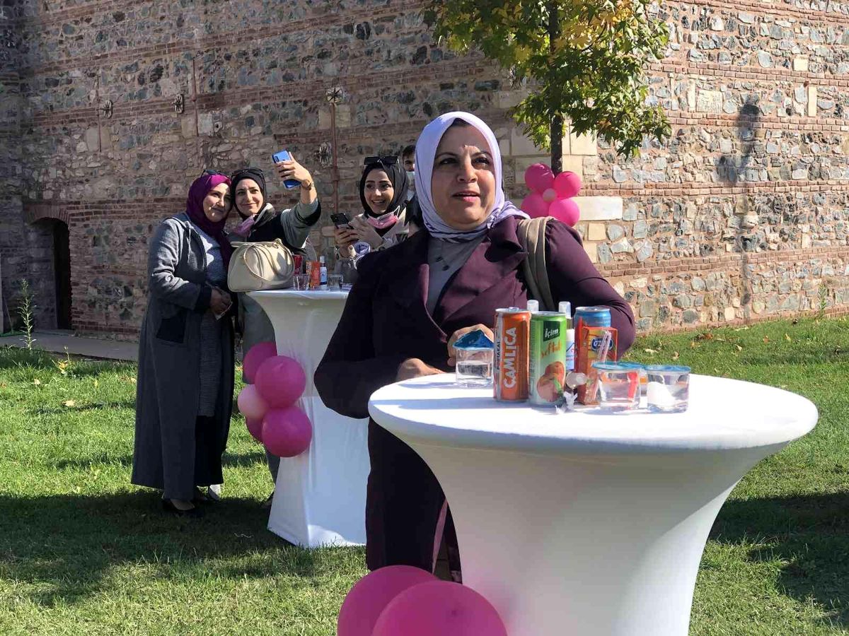 Kağıthane Belediyesi 'Meme Kanserinin Erken Teşhisi' etkinliği düzenledi