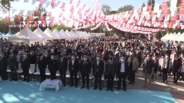 KAHRAMANMARAŞ - 7. Uluslararası Kitap ve Kültür Fuarı, 200 yayınevi ve 150 yazarın katılımıyla başladı