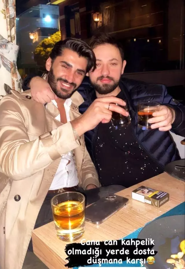 Arkadaş cinayetinde dikkat çeken detay! Katil dakikalar önce fotoğraf paylaşıp kardeşlik mesajı vermiş