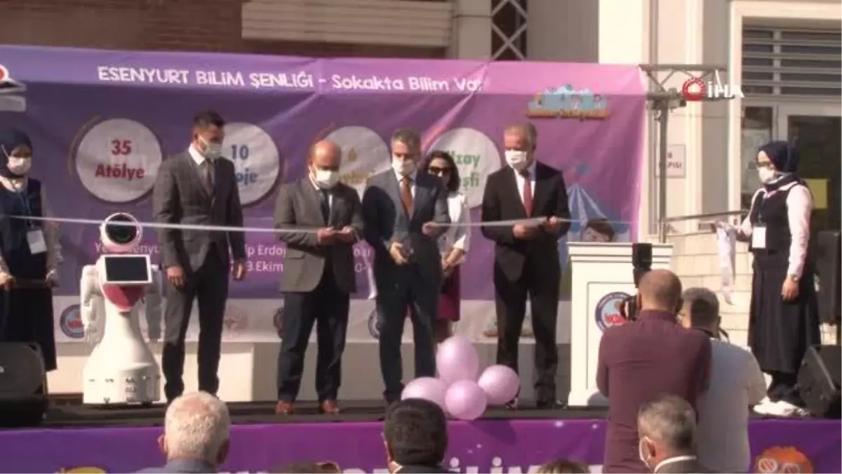 Küçük kaşifler bilim şenliğinde buluştu