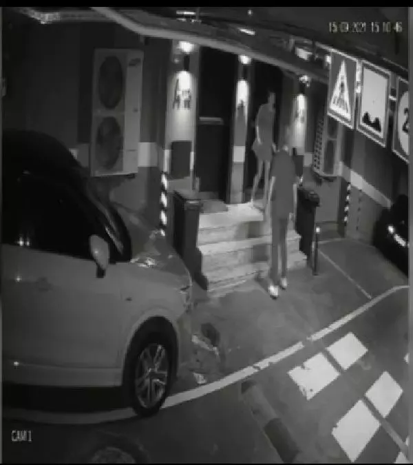 Özcan Deniz ile Feyza Aktan'ın kavga görüntüleri (2)